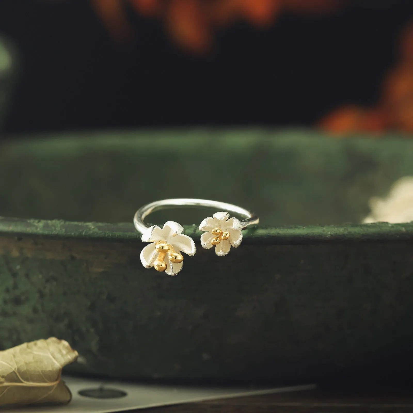 Magnolia Figo Adjustable Ring