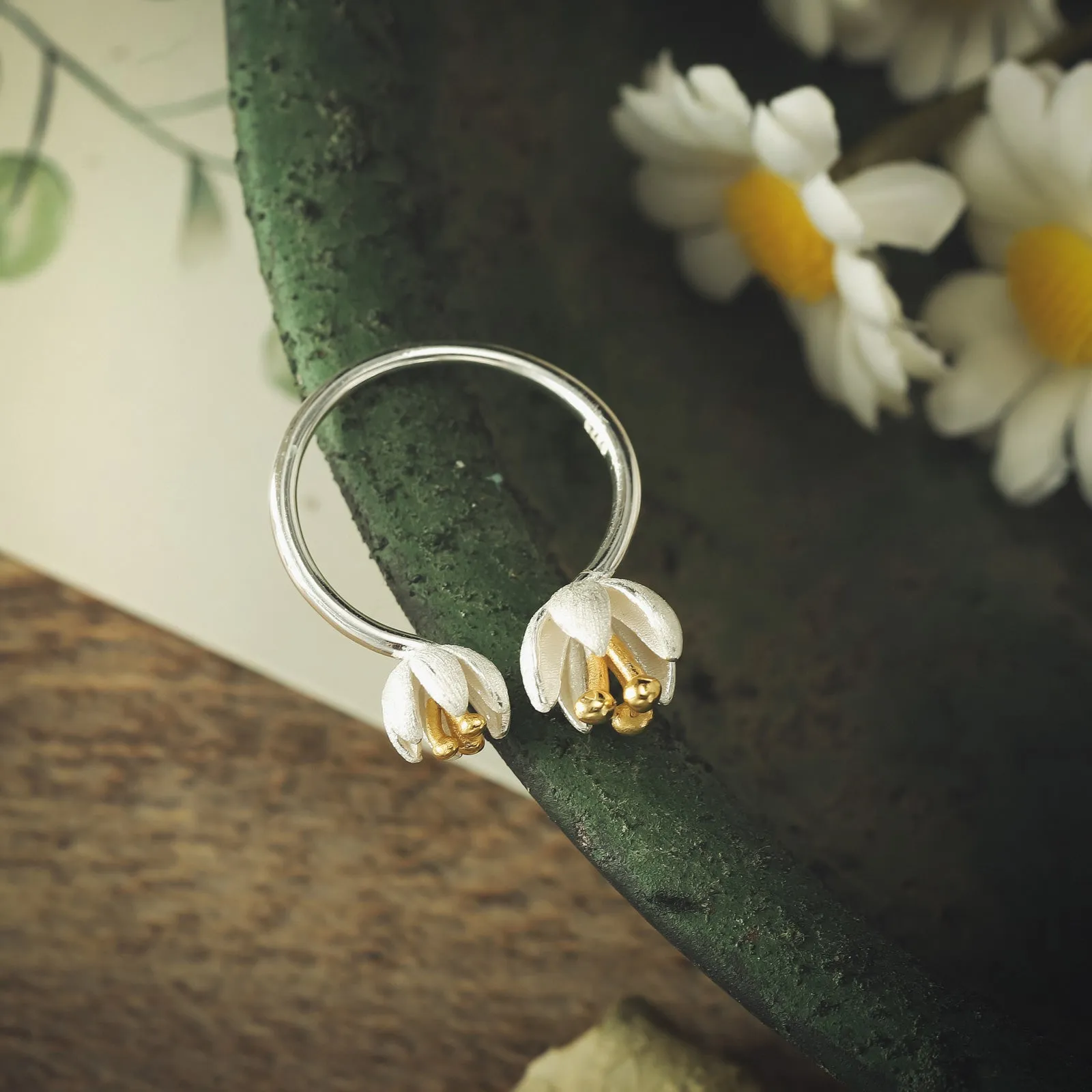 Magnolia Figo Adjustable Ring